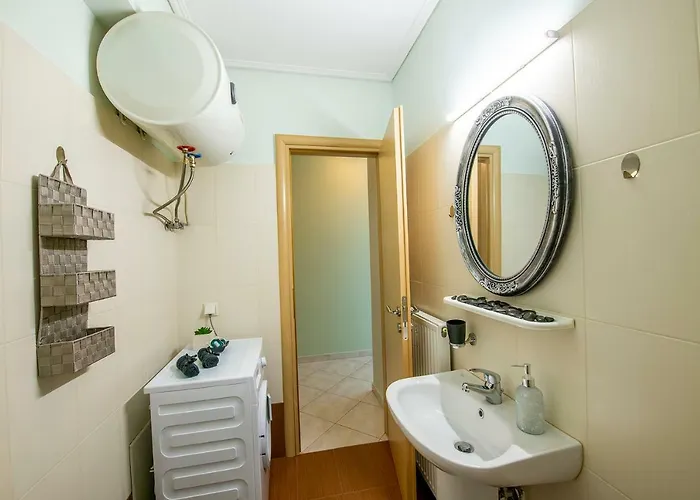 View Anais Boutique A1